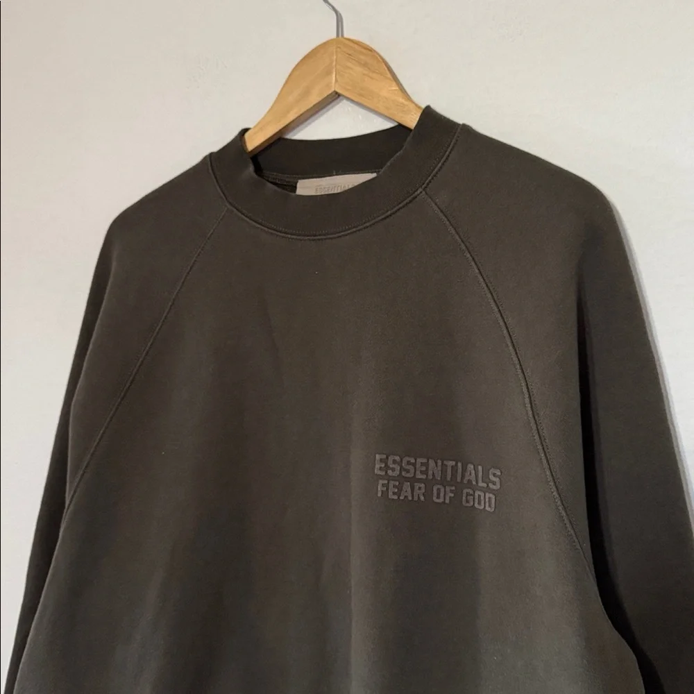 Essentials Fear Of God Crewneck / Small / Authentic / Made In Vietnam - Picture 3 of 8